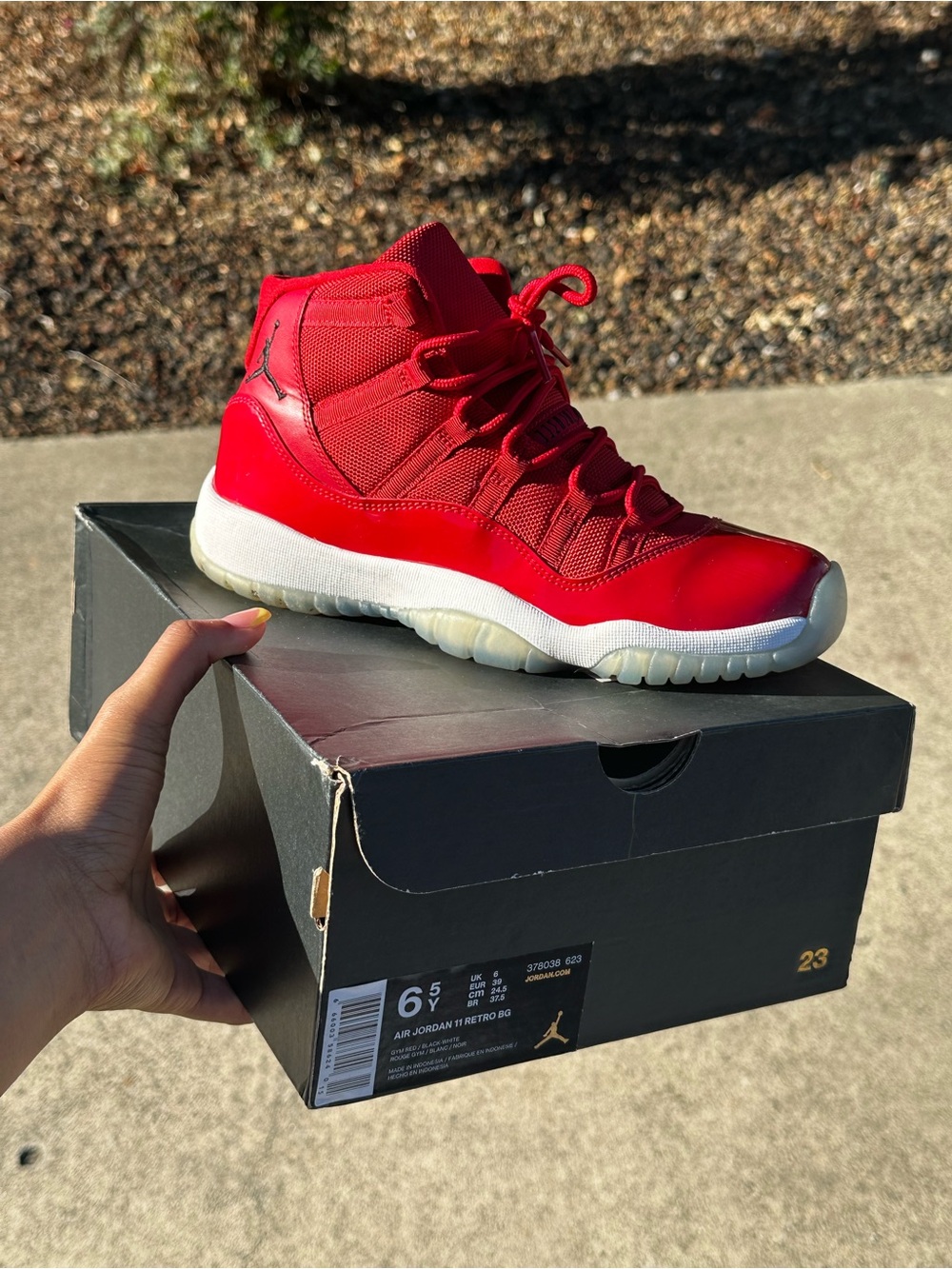 Red Jordan’s - 6.5Y